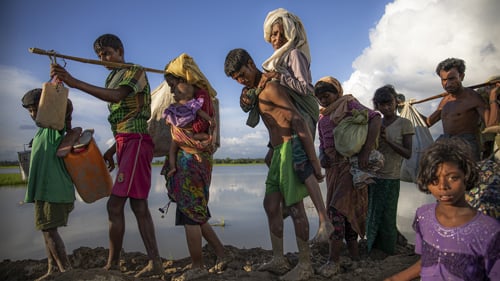 Rohingyafolket flyr från våld i Myanmar.
