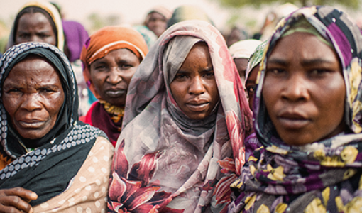 Över hälften av alla som flyr Sudan är kvinnor och barn. 