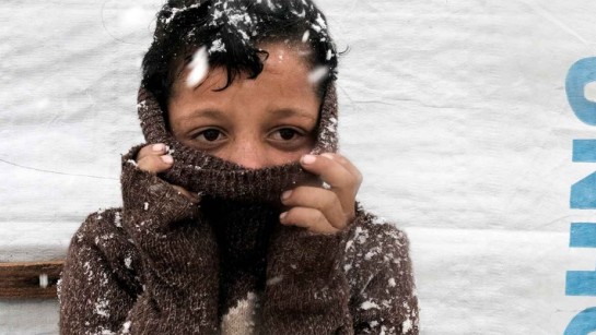 En pojke från Syrien bor i tält ännu en vinter på flykt.