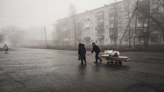Kriget i Ukraina slår liv spillror. Chasiv Yar är en sökstad efter våldsamma ryska attacker. 